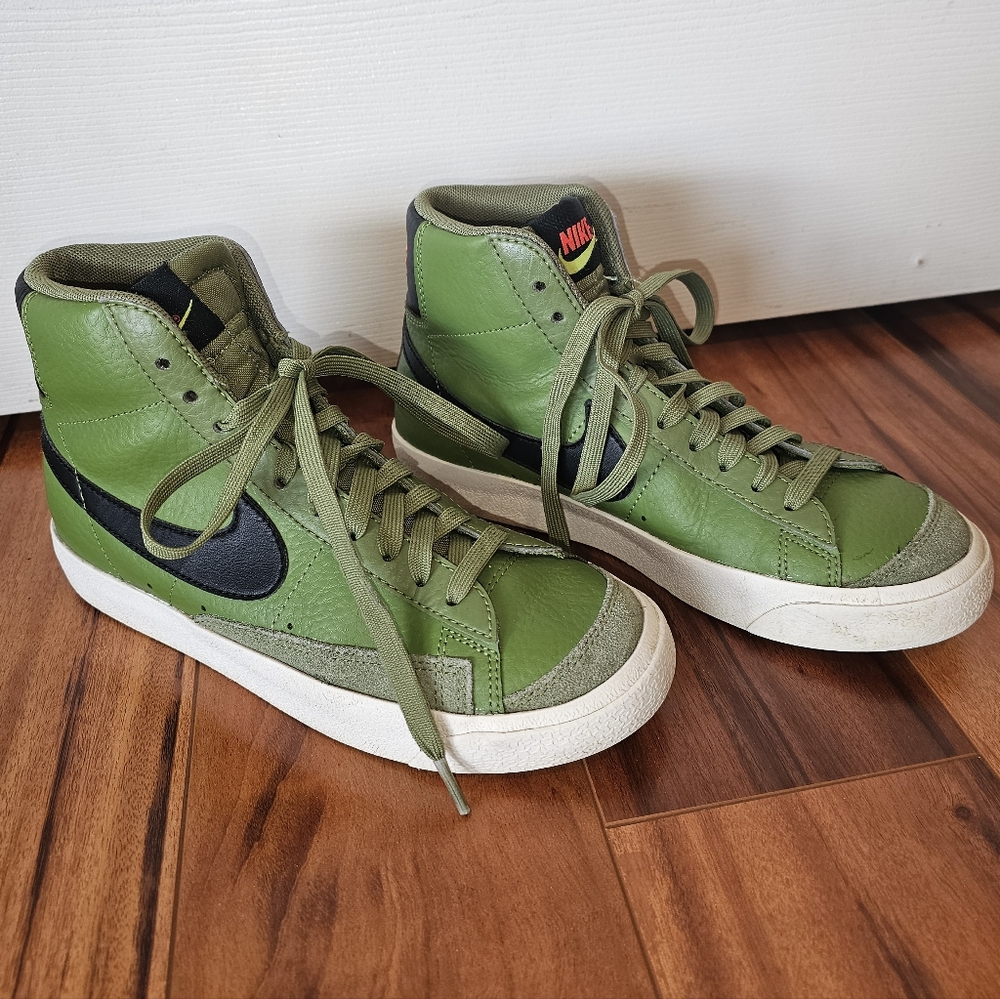 Nike Blazer mid '77 Asparagus size 5y/37.5